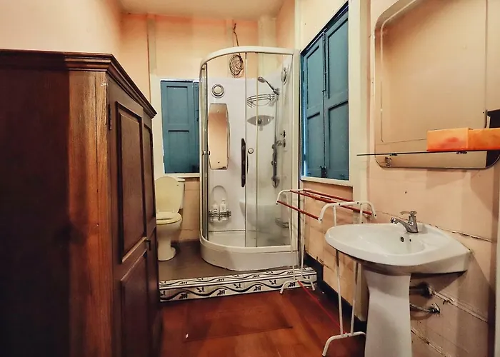 Baan Pranakorn Antique